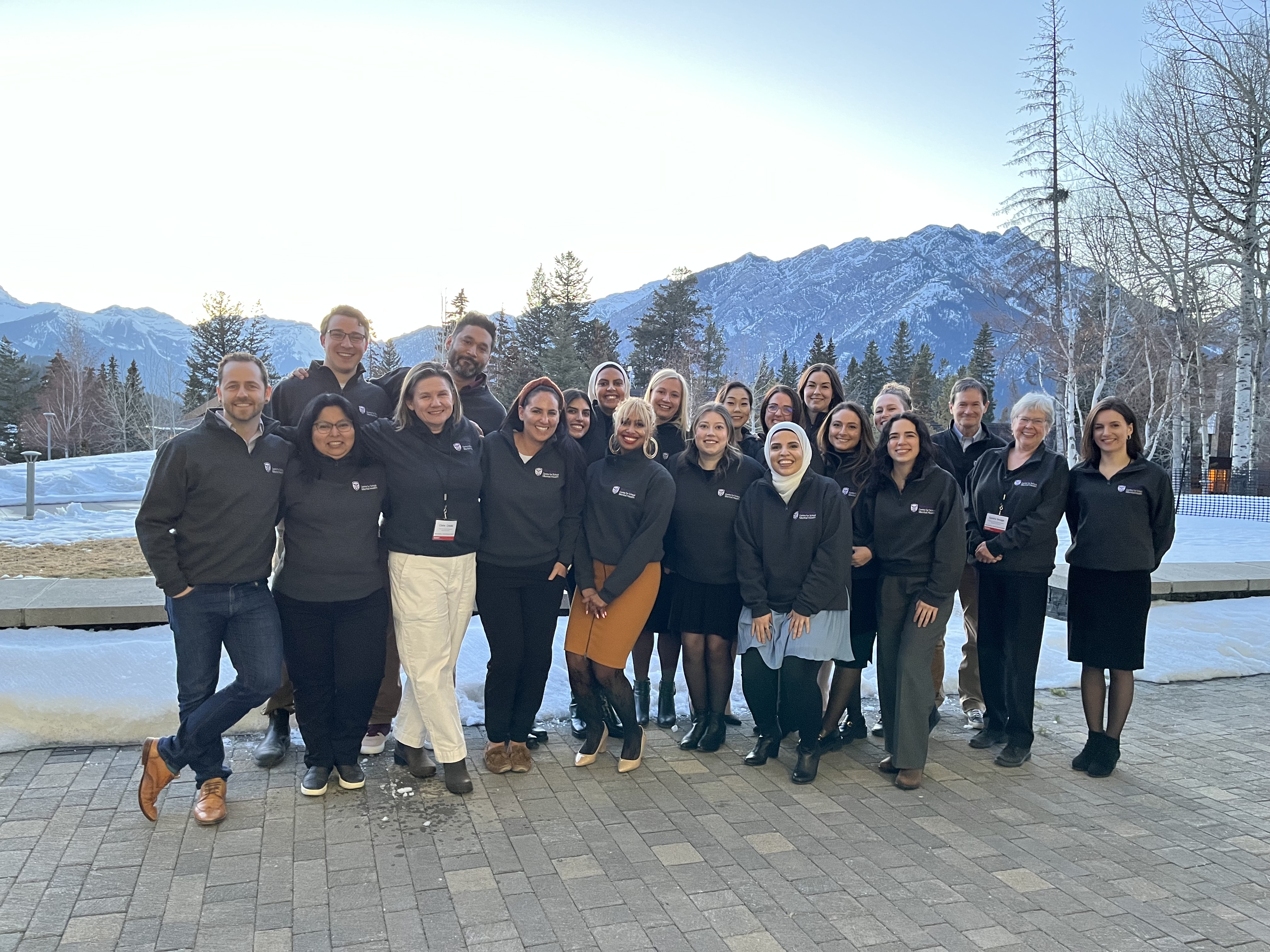 Back Row (L-R): Brad Daly, Mike Cywink, Nikita Kalwani, Amal Baobaid, Alyssa Mueller, Sue Kim, 
Meghan Fournie, Amira Noyes, Christina Amico, Alicia Lapointe, Terry Spencer; Front Row (L-R): Eli 
Cwinn, Morena Hernandez, Claire Crooks, Andrea Delaney, Maisha Syeda, Emily Barry, Gina 
Kayssi, Maria Ibanez, Sandra Savage, Natalia Kubishyn; Absent: Erin Gurr